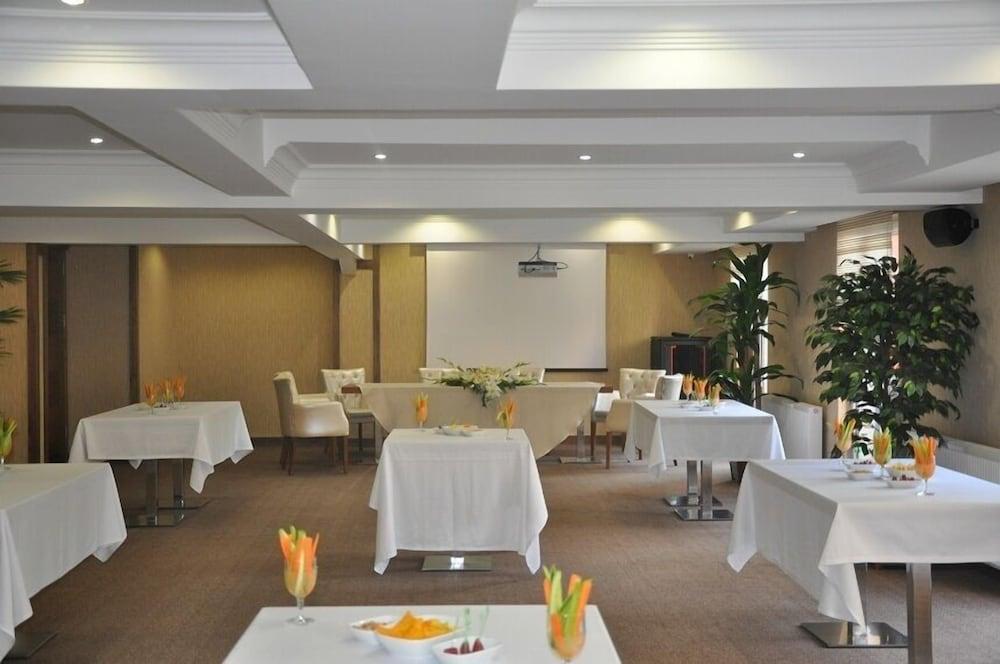 Turist Hotel Άγκυρα Εξωτερικό φωτογραφία