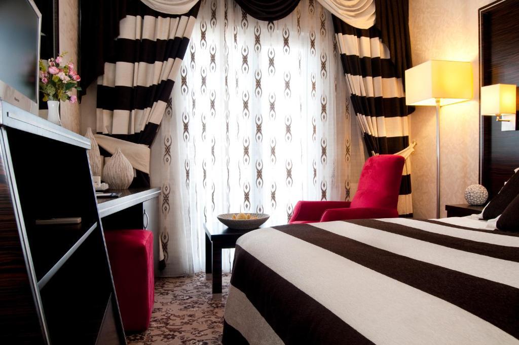 Turist Hotel Άγκυρα Εξωτερικό φωτογραφία